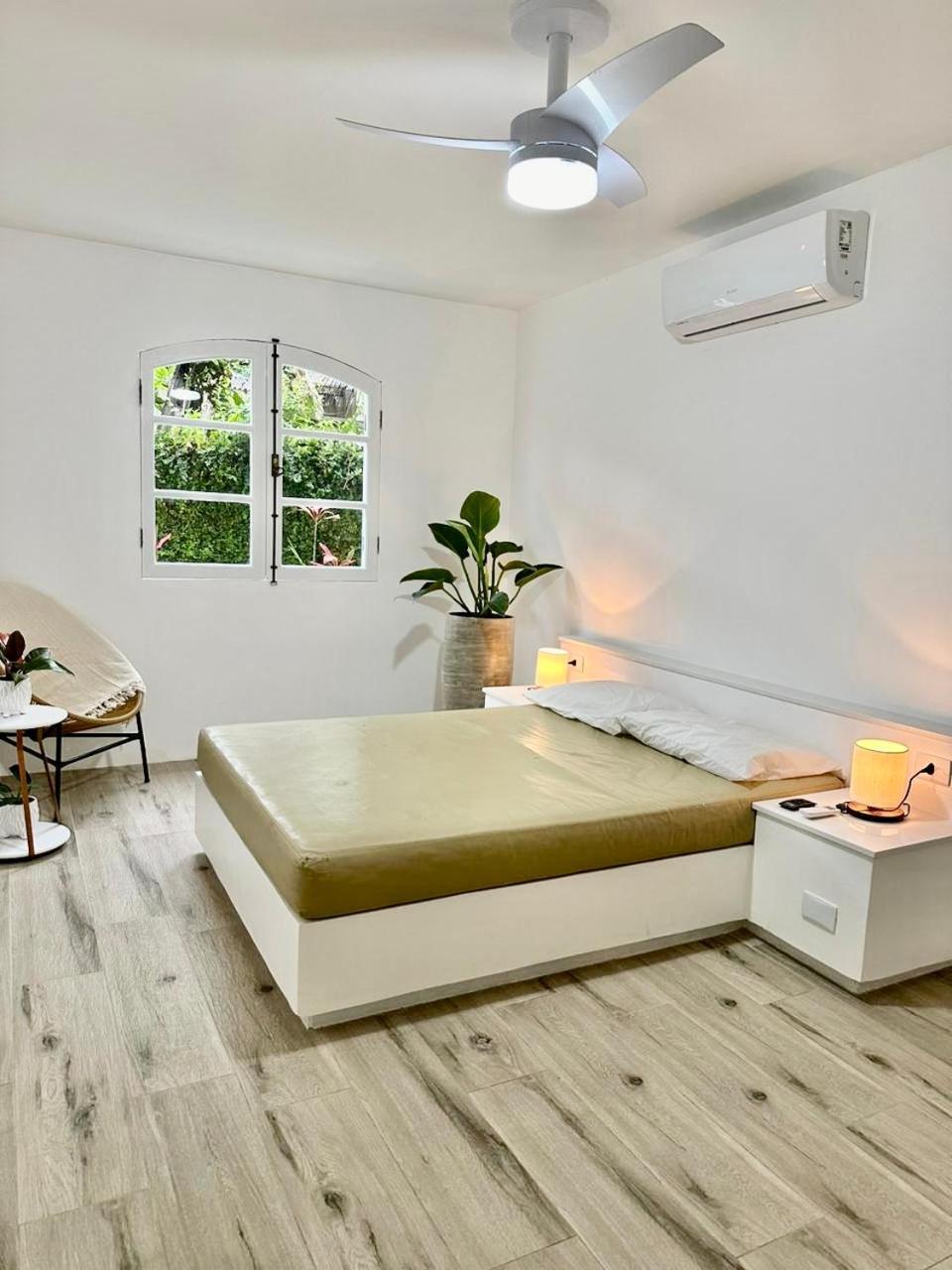 Apartamento Estilo Chale Com Piscina Убатуба Екстериор снимка