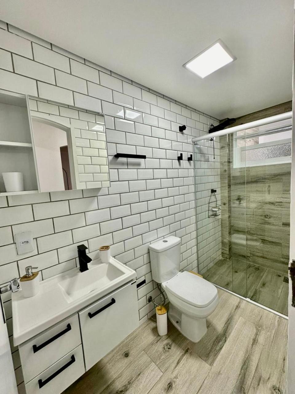 Apartamento Estilo Chale Com Piscina Убатуба Екстериор снимка
